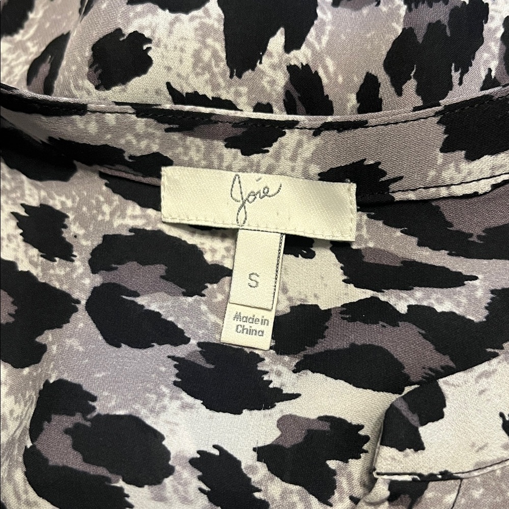 NWOT JOIE Hanelle 100% silk leopard print long sleeve button down blouse small - Picture 6 of 10